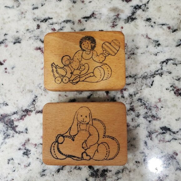 Comotion Wood Mounted Rubber Stamp Lot Bunny Rabbit Doll Duck Hearts Valentine - Picture 1 of 4